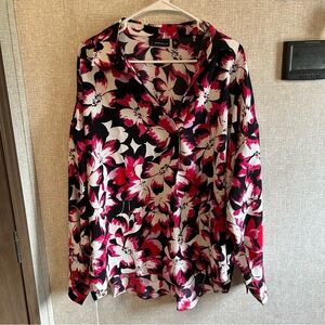 XXL Rafaella Lightweight Black and Pink Floral Long Sleeve Blouse